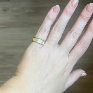 Elegant Gold and Silver Women's Ring